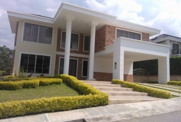 Casa Ruitoque Condominio - Polarización de vidrios. 