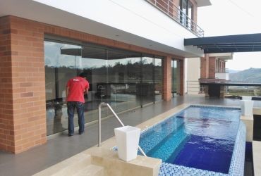 Casa Ruitoque Condominio - Polarizado de vidrios.