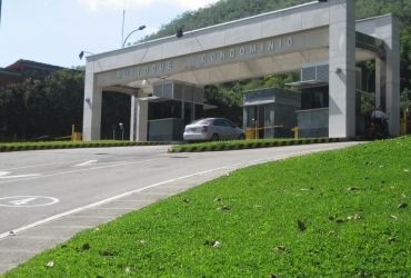 Portería Ruitoque condominio -  Polarización de vidrios. 